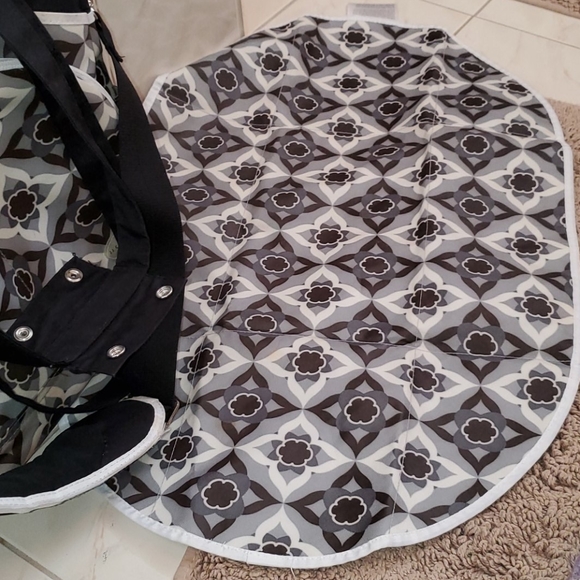 JJ Cole diaper bag - Picture 12 of 14